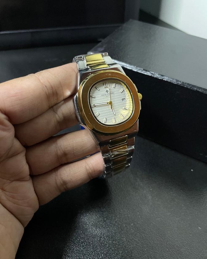PATEK PHILIPPE NAUTILUS – SILVER GOLDEN & WHITE