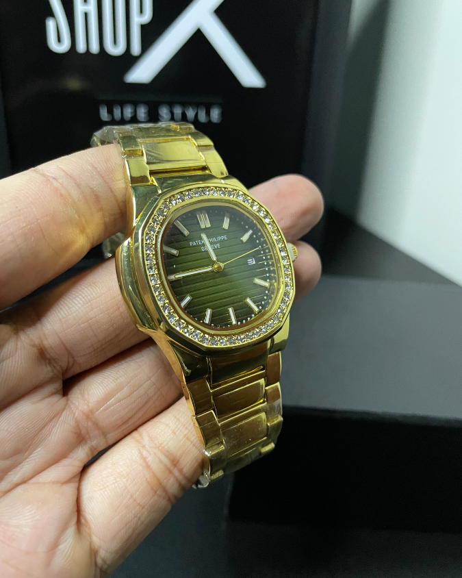 PATEK PHILIPPE GENEVE STONE