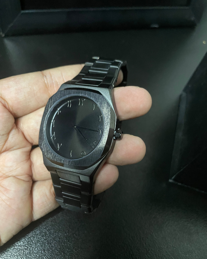 Metallic Arabic AURA